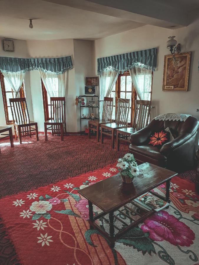 Nuwara Eliya Mountain View Homestay Exterior photo